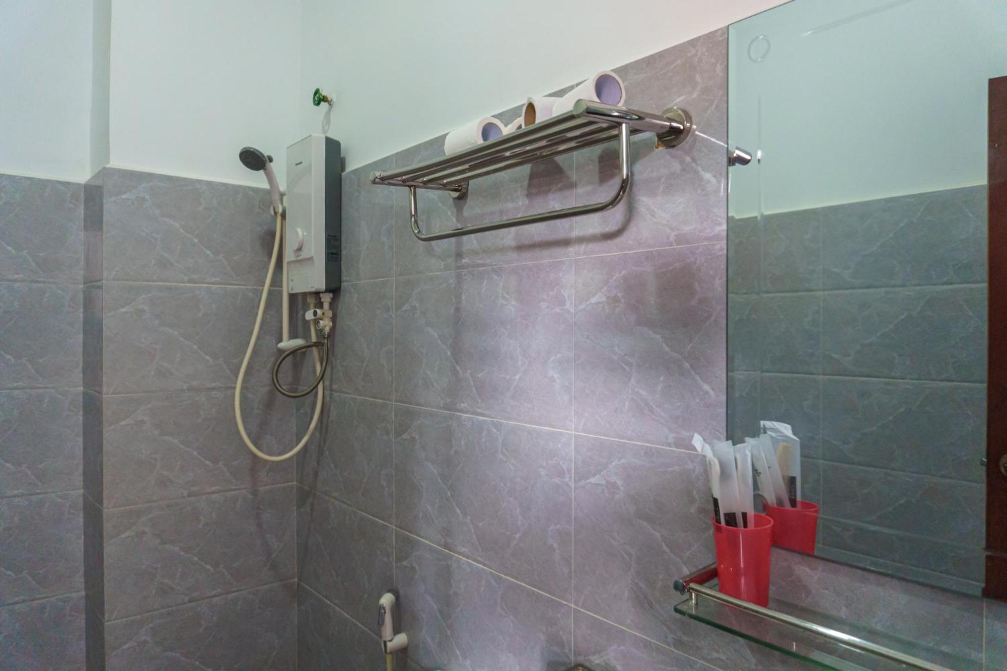 Reachbut Sessor Hotel Kep Exterior photo
